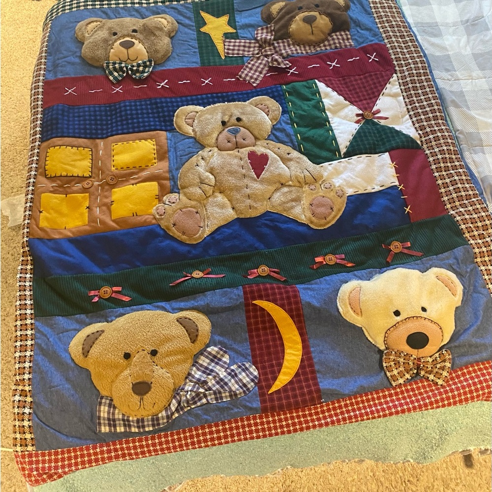 Bear Creations Colorful Teddy Bear Quilt Set